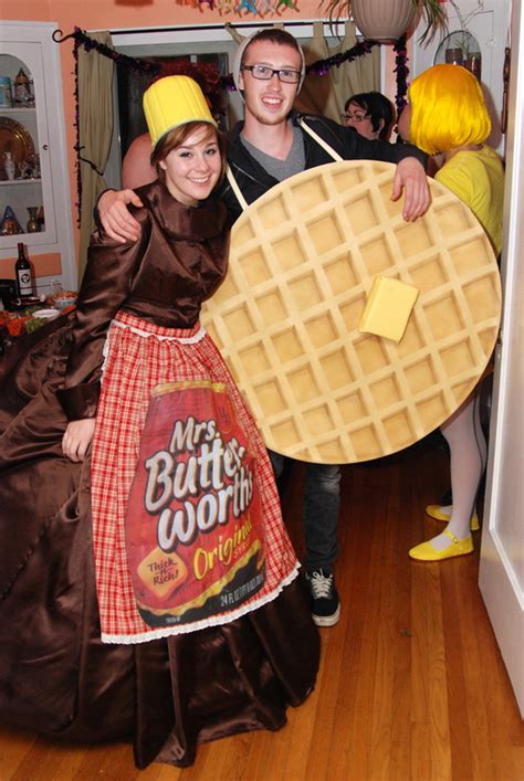 10 Diy Halloween Costumes For Couples