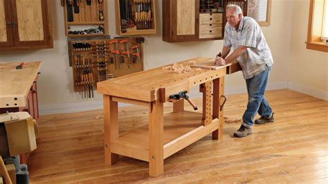 build  heavy duty workbench finewoodworking