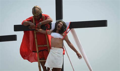 good friday christians in philippines whipped and crucified in easter