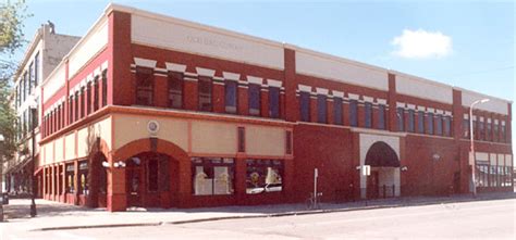 broadway fargo history