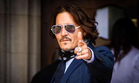 The Fall Of Johnny Depp How The World S Most Beautiful Movie Star