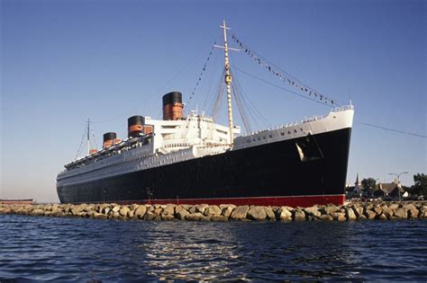 queen mary iconic california hotel  attraction   danger  capsizing