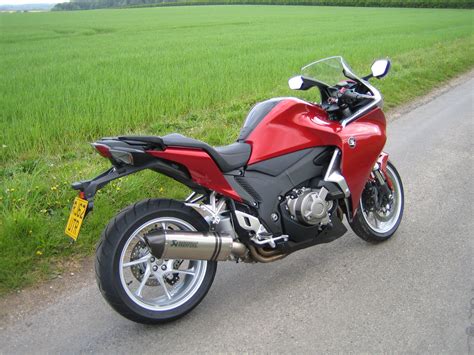honda vfrf dct road test automatic bike silky smooth ride