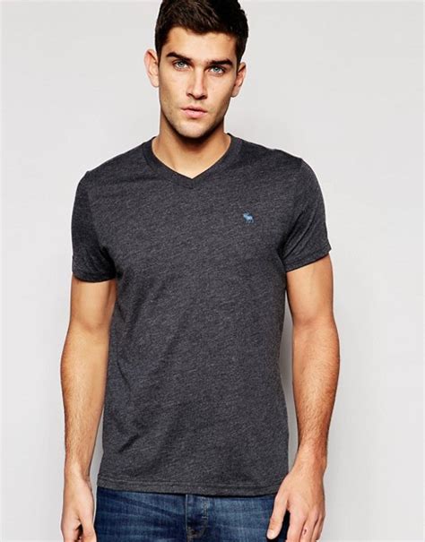 Abercrombie And Fitch T Shirt In Muscle Slim Fit With V Neck In Black