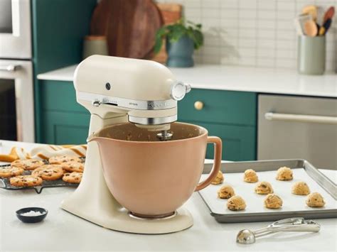 kitchenaids holiday stand mixer     kitchen feel  cozy fn dish