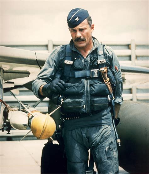 usaf legendary pilot  robin olds  fighter pilots fighter pilot