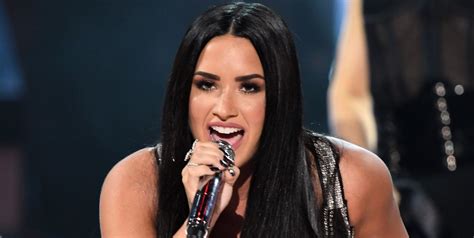 Demi Lovato’s Performance Of “sorry Not Sorry” At The Amas Is Bts