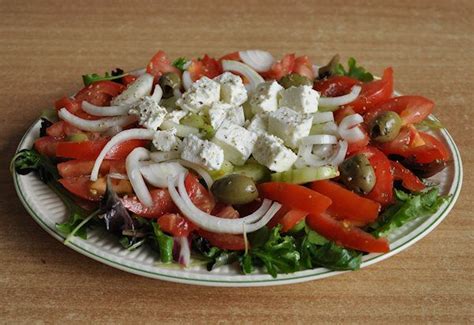 greek salade   good griekse salade salade grieks eten