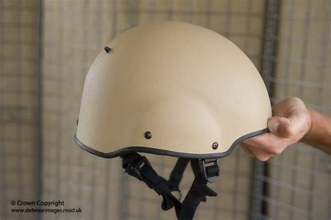 mk vii helmet pictured   mark vii combat helmet troops flickr