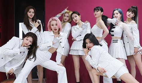 twice are working on a youtube original series sbs popasia