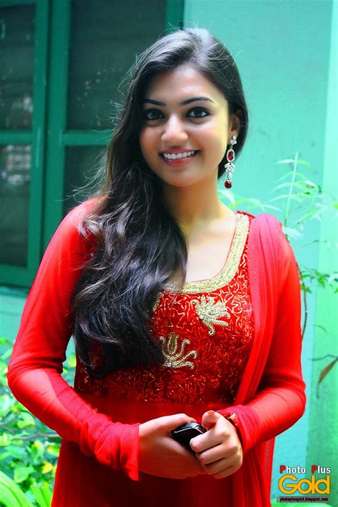 nazriya nazim malayalam and tamil new trendy popular actress from kerala unseen hot red churidar