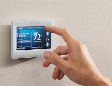 honeywell wi fi   day programmable thermostat gadget flow