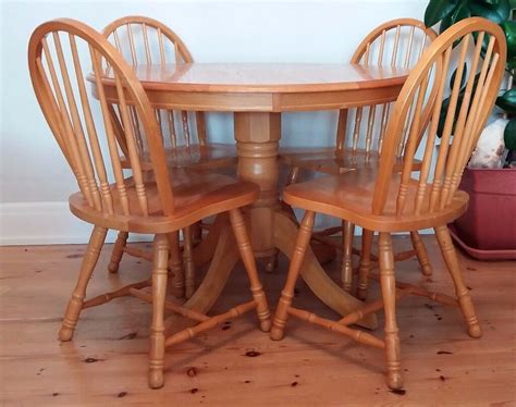 wooden kitchen dining table   chairs  plymouth devon