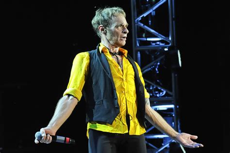 David Lee Roth Almost Ruined A Marriage With A Fake Phone Number