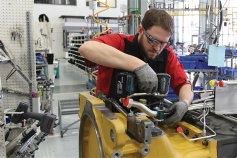 google glass finds   home   factory bloomberg