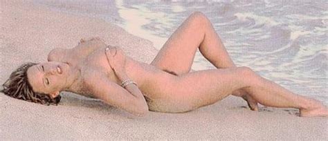 Samantha Fox Nude Pics Page 1