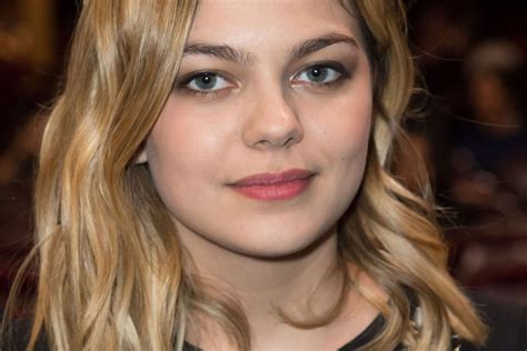 louane seins nus en couverture de public sa réaction entre douleur