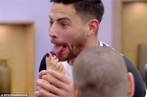 Cbb Andrew Brady Puts Rachel Johnsons Toe In His Mouth Daily Mail