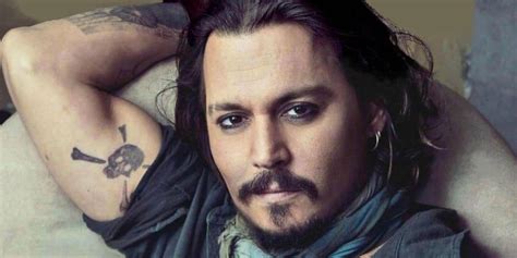 warrior mate johnny depp pays  respects