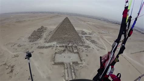 paramotor flight   great pyramids  giza youtube