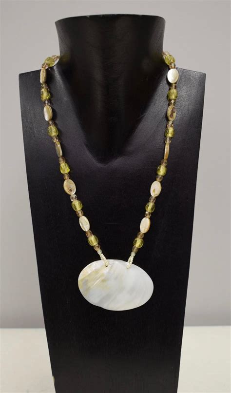 Necklace Vintage Mother Of Pearl Shell Abalone Shell Crystal Beads