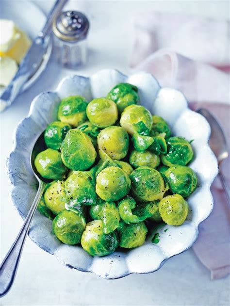 mary berry s recipe for brussels sprouts christmas cooking tips