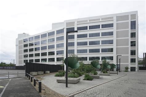 analog devices opens   uk headquarters office  london