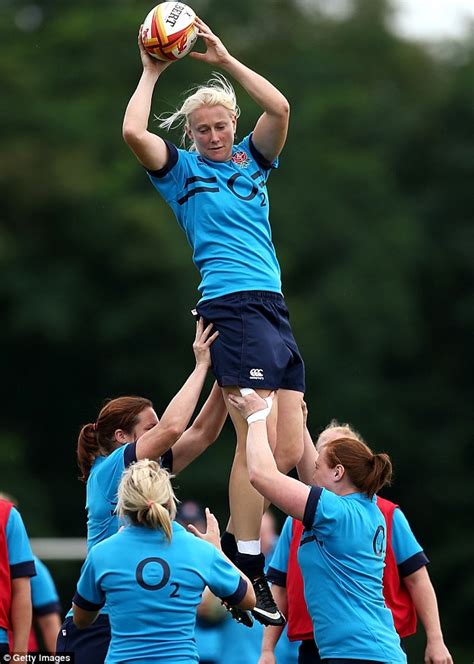 Sophie Hemming Warns Ireland That England Won T Let A Shot At Glory In