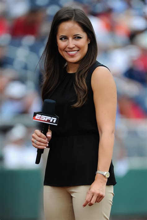 Espn S Found A New Sideline Reporter For Thursday Night