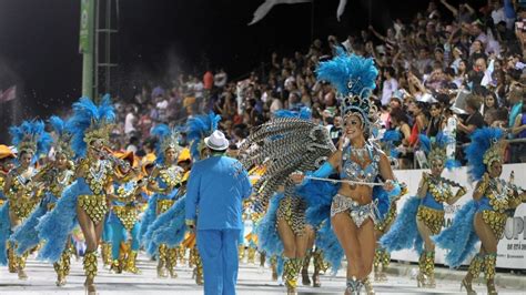destinos  celebrar el carnaval  en argentina grupo derf
