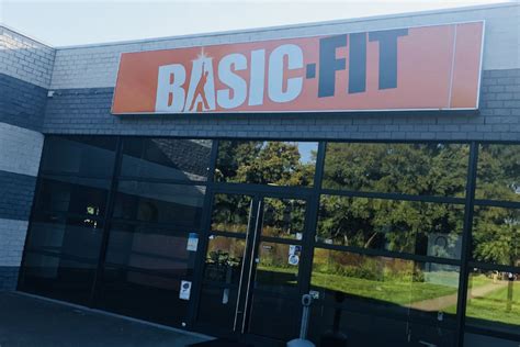 fitnessclub basic fit diepenbeek universiteit