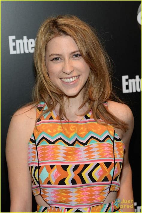 60 Sexy Eden Sher Boobs Pictures Which Get You Addicted To Her Sexy