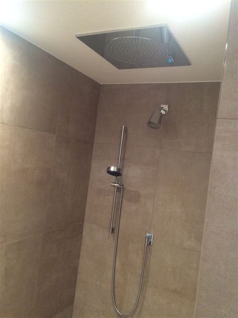 douglas en jones betonlook tegels tegels tegel badkamer badkamer