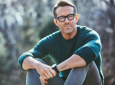 ryan reynolds photos biography age videos instagram wiki