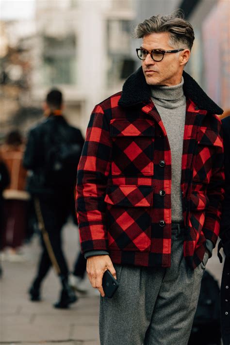 london fashion weeks  stylish guys dress  winter mens