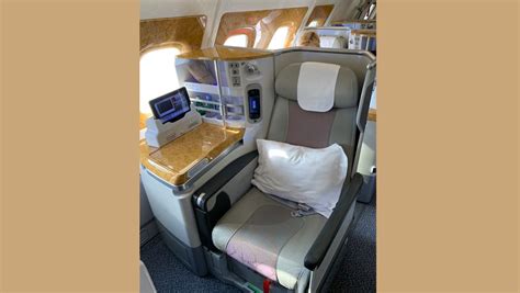 flight review emirates business class dubai london