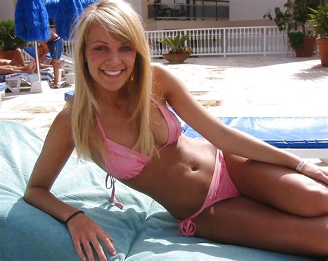 teens in the pool and at beach 32 pics xhamster