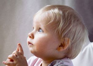 baby praying children praying prayer images pray