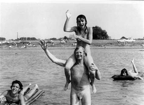fkk in der ddr and a link between naturism and authoritarianism the sl naturist