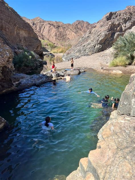 wadi showka pools thursday afternoon hike families friendly