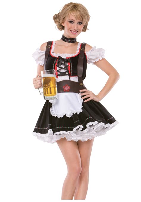 sexy beer maiden costume halloween costume ideas 2019