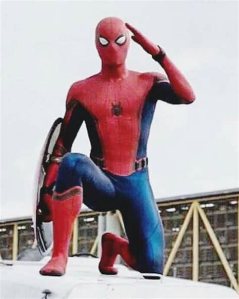 Captain Big Fan Spider Man In Captain America Civil