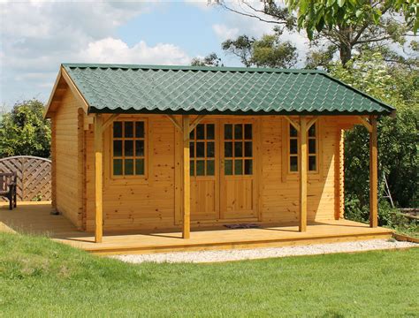 log cabins garden significant poultry house construction steps  building wonderful chicken