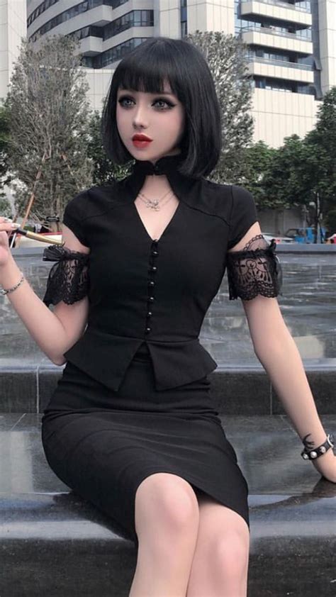 Pin By Cecil Wilson On A In 2019 Gothic Outfits Gothic