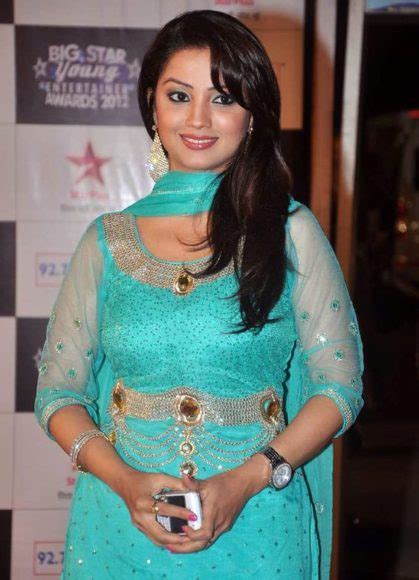 adaa khan naagin fame bollywood tv serial actress hot spicy photos webenty