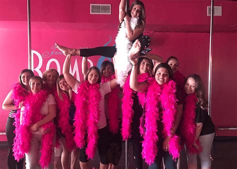 17 Best Chicago Bachelorette Party Ideas To Inspire Your