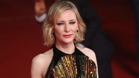 Cate Blanchett Defends Straight Actors Playing Lgbt Roles Bbc News