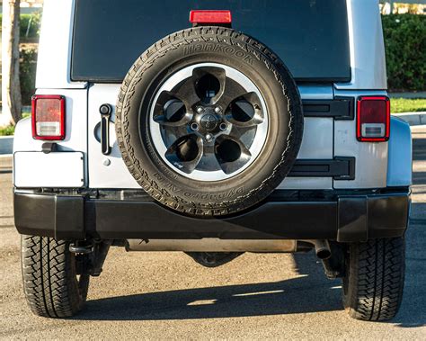 jeep wrangler jk  doors unlimited   factoryoe design  piece polyurethane rear