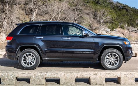 jeep grand cherokee tow package