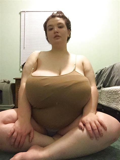 Big Natural Tits Teen Girl Huge Breasts Selfie Belly Big